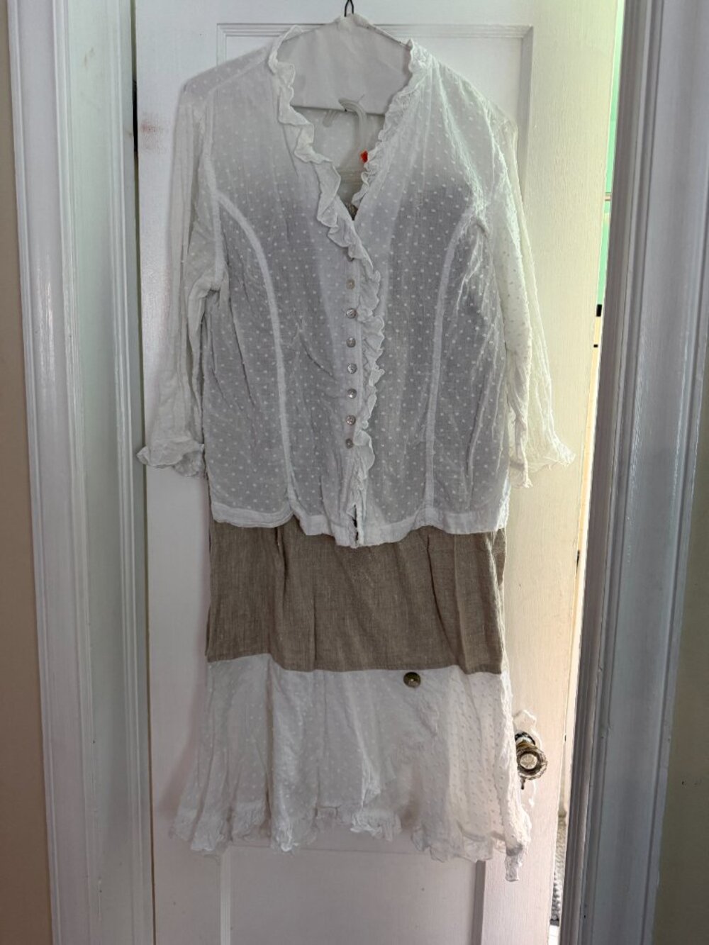 Dear Friends Blouse and Skirt Set in Khaki and White Size M